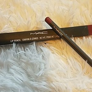 Mac lip pencil